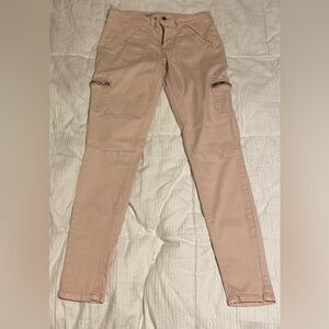 Mossimo Mid-Rise Women’s Light Pink Jeggings, Size 8/29